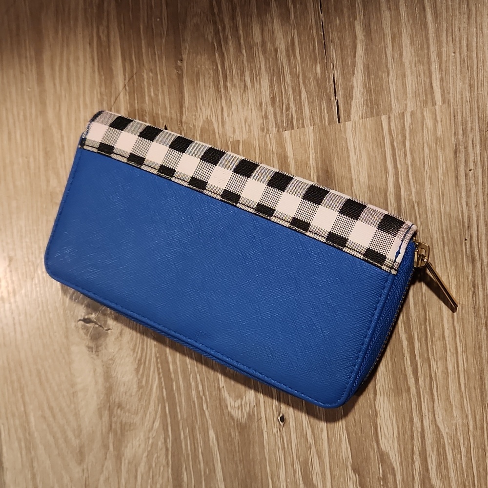 Large zip up wallet